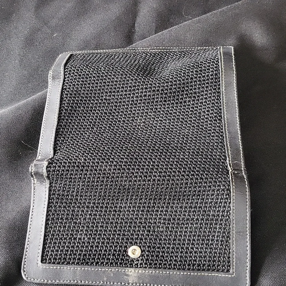 The Sak wallet